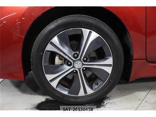 Nissan LEAF 2018-09 8036337-21