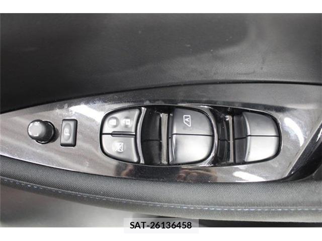 Nissan LEAF 2018-09 8036337-28