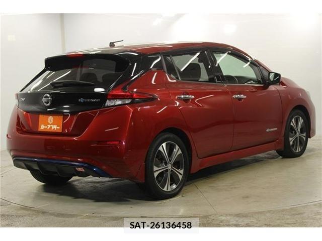 Nissan LEAF 2018-09 8036337-4