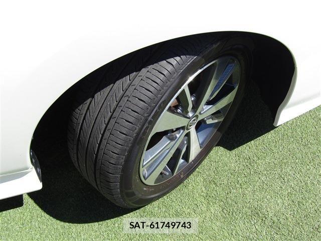 Nissan LEAF 2021-02 8036334-9