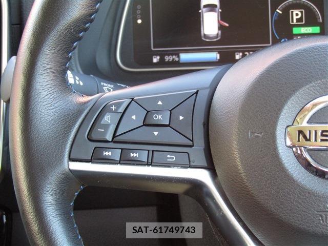 Nissan LEAF 2021-02 8036334-11