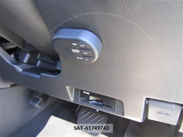 Nissan LEAF 2021-02 8036334-17