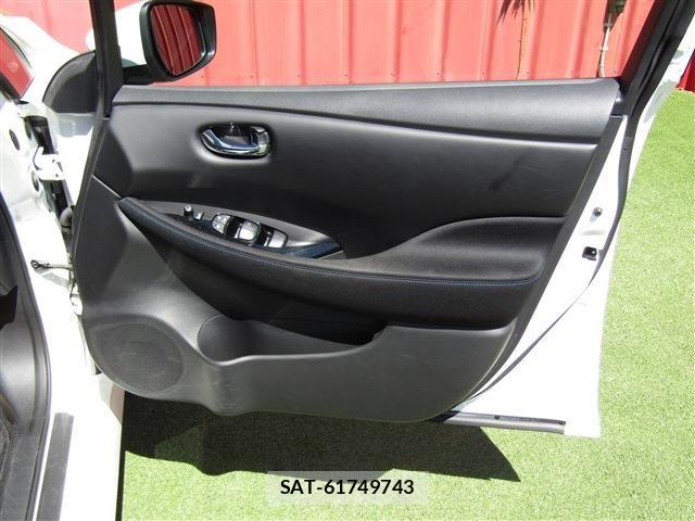 Nissan LEAF 2021-02 8036334-18