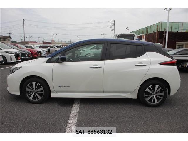 Nissan LEAF 2021-04 8036321-9