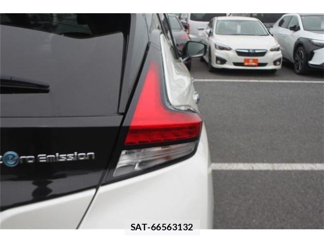 Nissan LEAF 2021-04 8036321-25