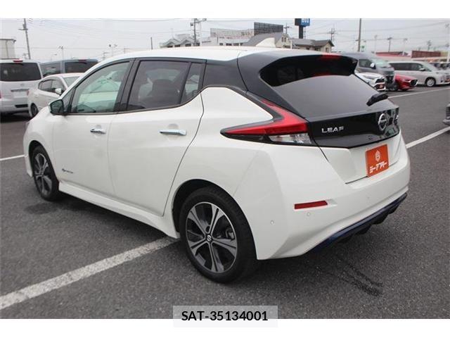 Nissan LEAF 2021-06 8036332-11