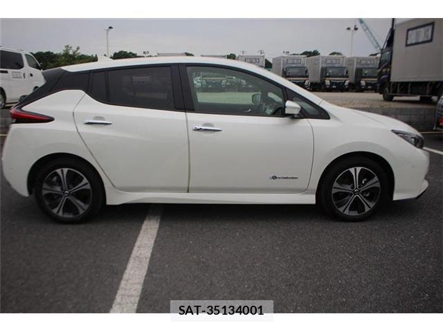 Nissan LEAF 2021-06 8036332-14