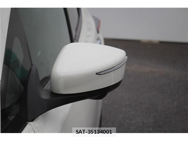 Nissan LEAF 2021-06 8036332-25
