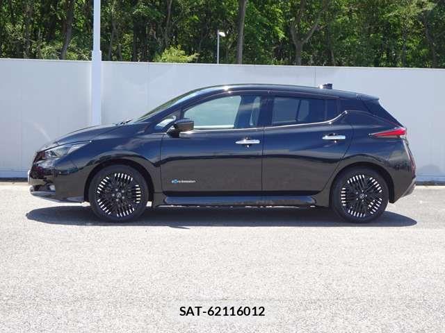 Nissan LEAF 2023-03 8036315-5