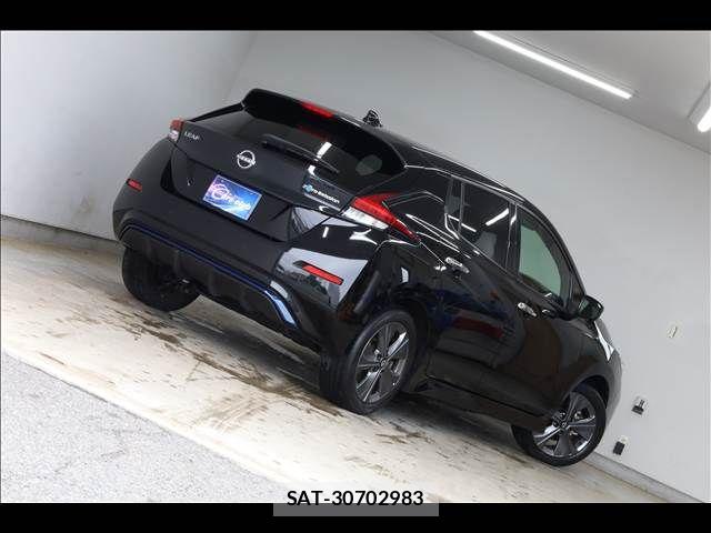 Nissan LEAF 2021-06 8036323-11