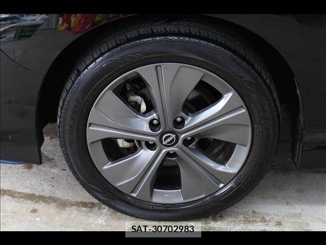 Nissan LEAF 2021-06 8036323-13