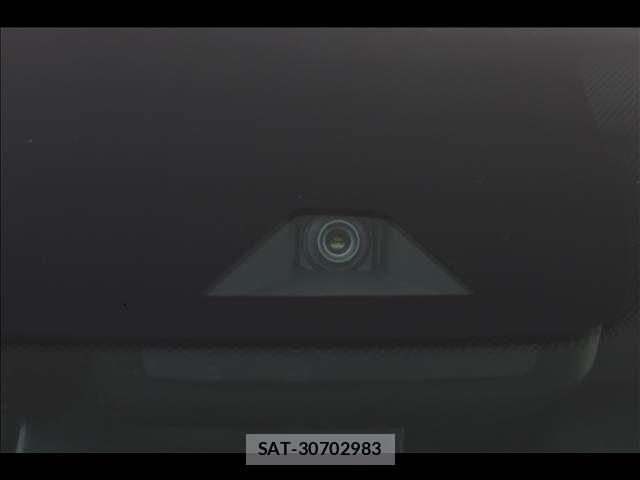 Nissan LEAF 2021-06 8036323-7