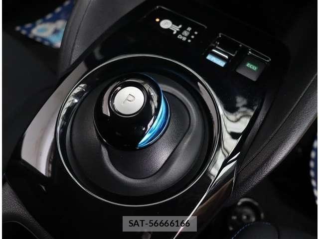 Nissan LEAF 2022-03 8036318-13