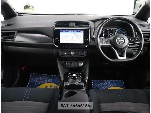 Nissan LEAF 2022-03 8036318-1