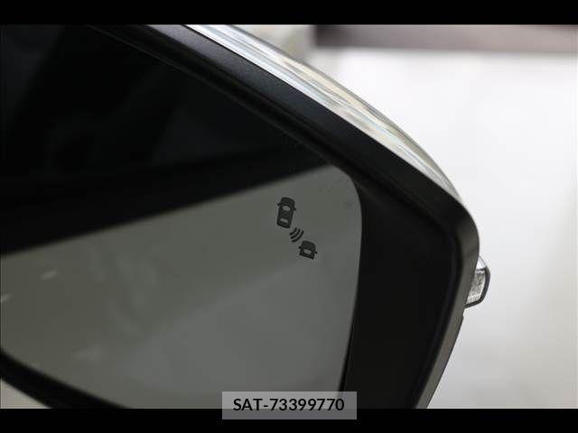 Nissan LEAF 2023-06 8036317-28
