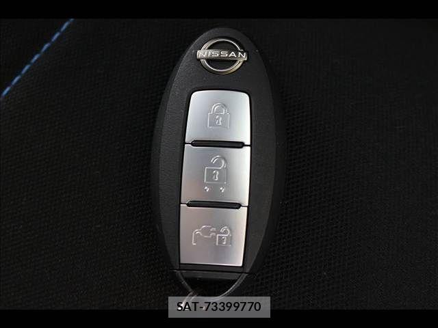 Nissan LEAF 2023-06 8036317-3