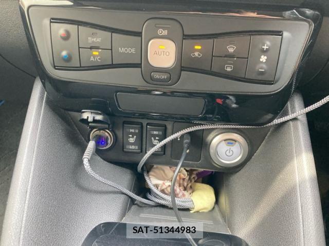 Nissan LEAF 2019-12 8036340-11