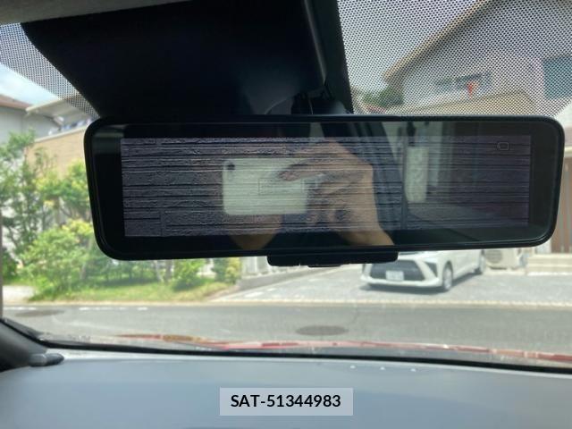 Nissan LEAF 2019-12 8036340-15