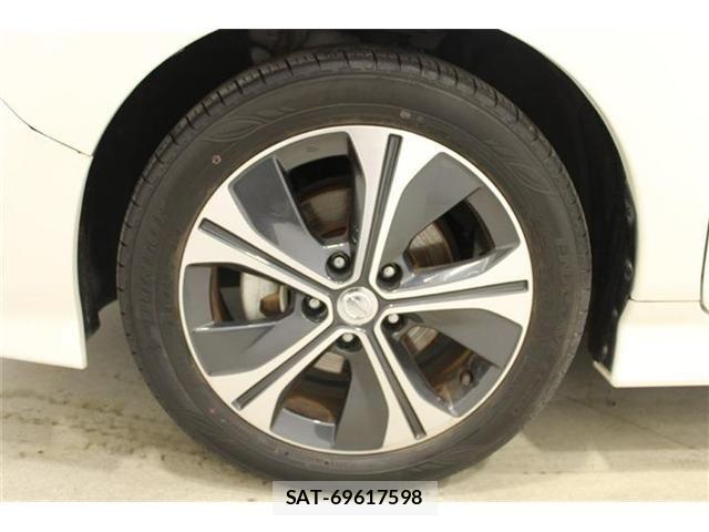 Nissan LEAF 2018-10 8036336-24