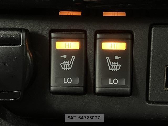 Nissan LEAF 2022-03 8036325-17