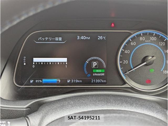 Nissan LEAF 2022-06 8036316-13