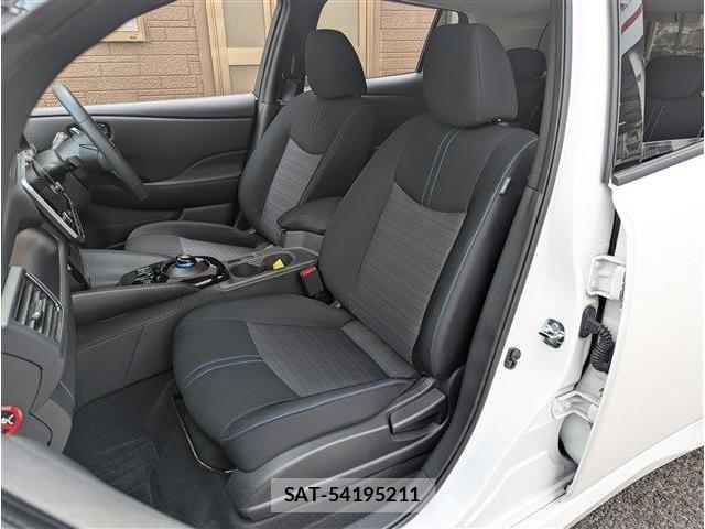 Nissan LEAF 2022-06 8036316-7