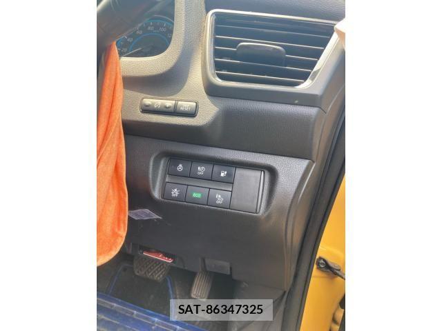 Nissan LEAF 2019-11 8074277-13