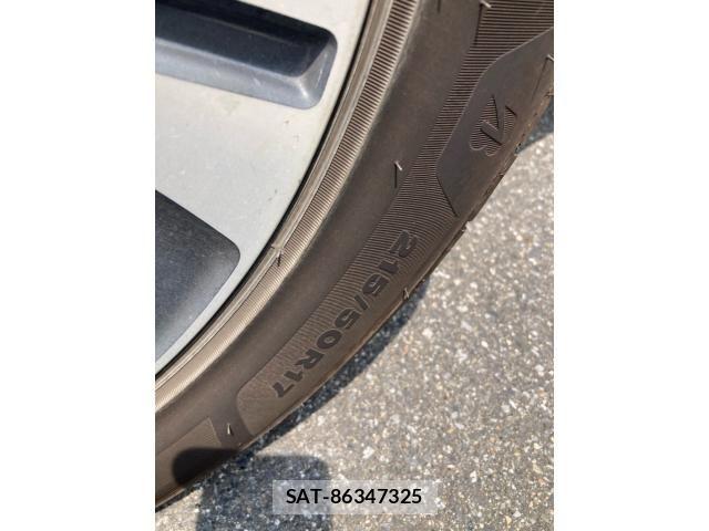 Nissan LEAF 2019-11 8074277-8