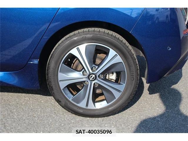 Nissan LEAF 2021-11 8100038-17