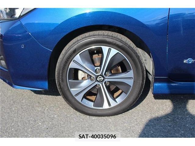 Nissan LEAF 2021-11 8100038-18