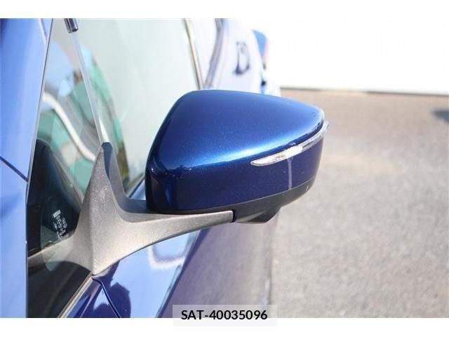Nissan LEAF 2021-11 8100038-25