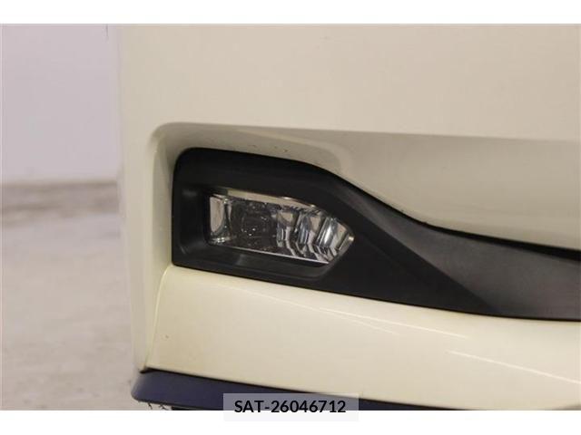 Nissan LEAF 2019-05 8100044-12