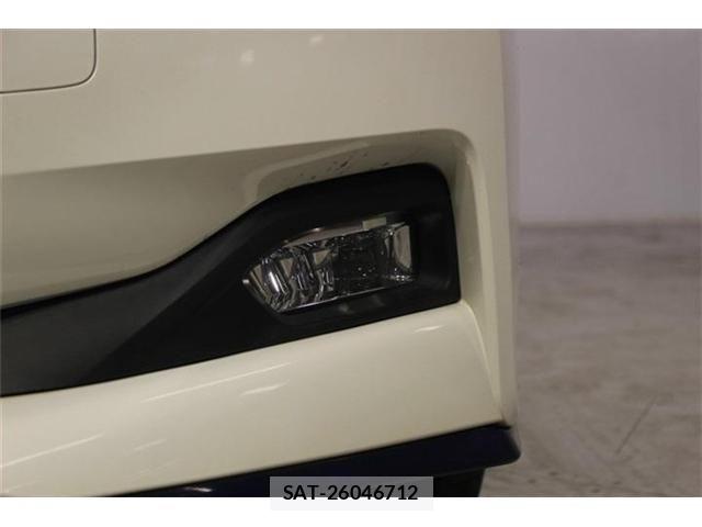 Nissan LEAF 2019-05 8100044-15
