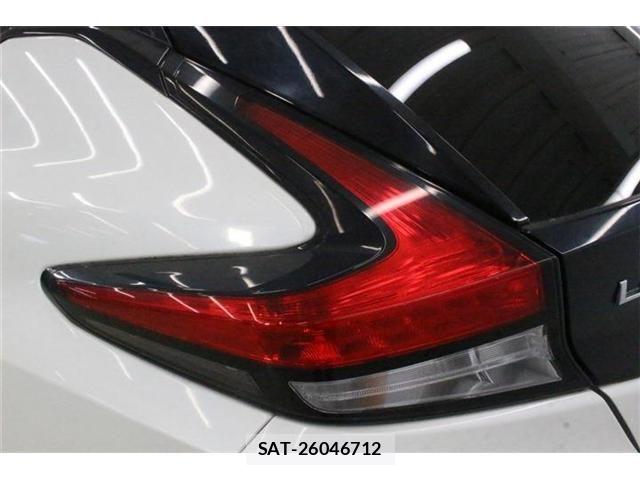 Nissan LEAF 2019-05 8100044-17