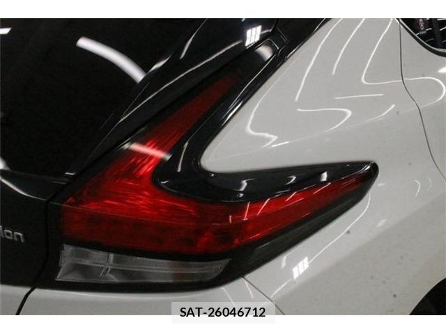 Nissan LEAF 2019-05 8100044-18