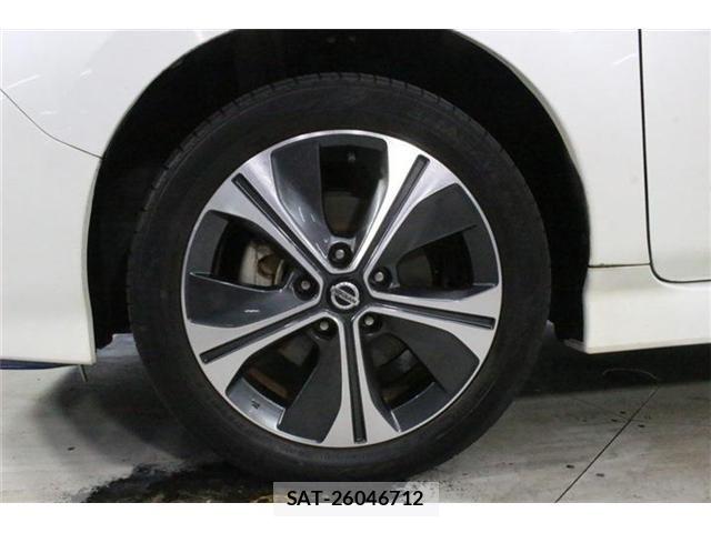Nissan LEAF 2019-05 8100044-23