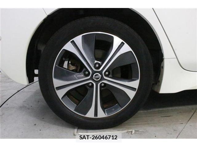 Nissan LEAF 2019-05 8100044-25