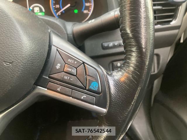 Nissan LEAF 2018-01 8100052-12
