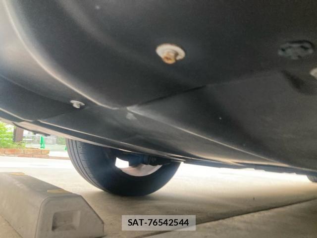 Nissan LEAF 2018-01 8100052-23