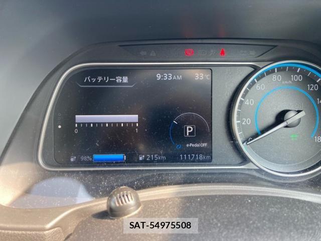 Nissan LEAF 2021-10 8100043-9