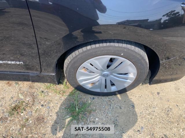 Nissan LEAF 2021-10 8100043-14
