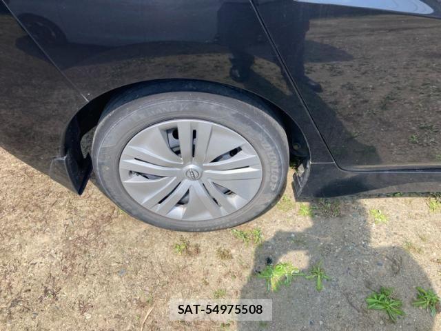 Nissan LEAF 2021-10 8100043-15
