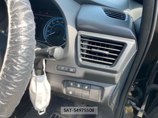 Nissan LEAF 2021-10 8100043-22