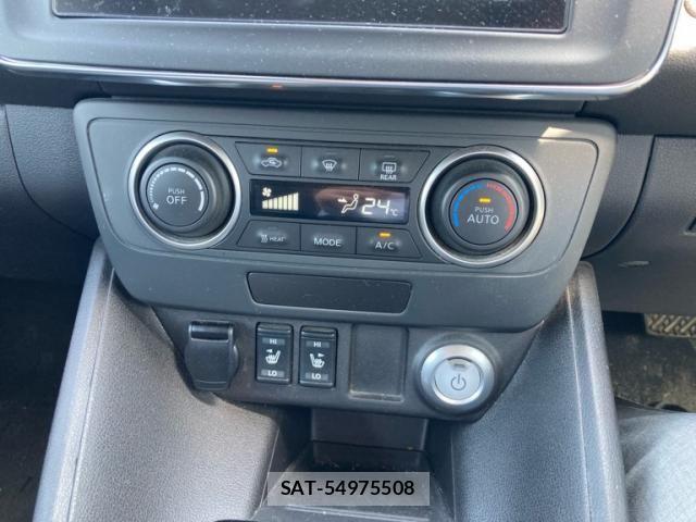 Nissan LEAF 2021-10 8100043-5