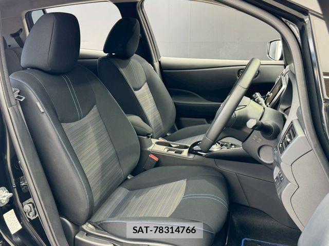 Nissan LEAF 2024-11 8100033-18