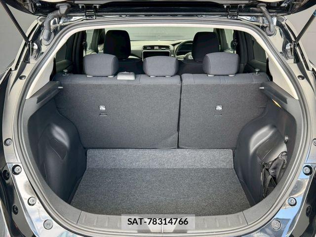 Nissan LEAF 2024-11 8100033-22