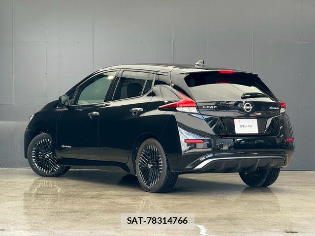 Nissan LEAF 2024-11 8100033-28