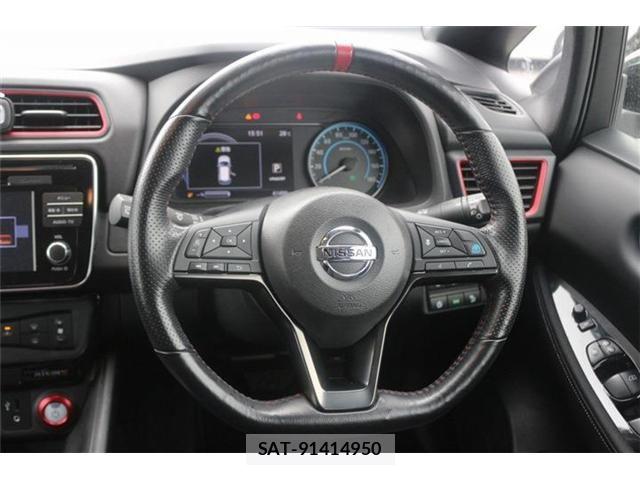 Nissan LEAF 2019-01 8100040-16