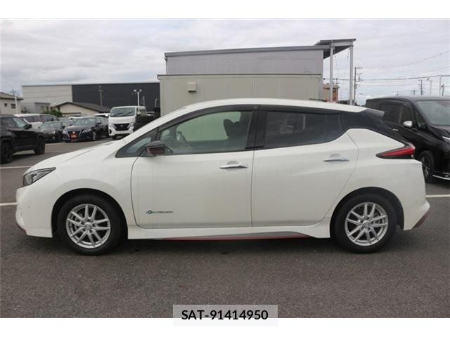 Nissan LEAF 2019-01 8100040-8