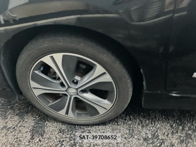 Nissan LEAF 2019-02 8100051-9